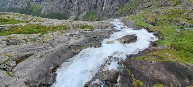 Comentarii opinii despre Trollstigen Kafe