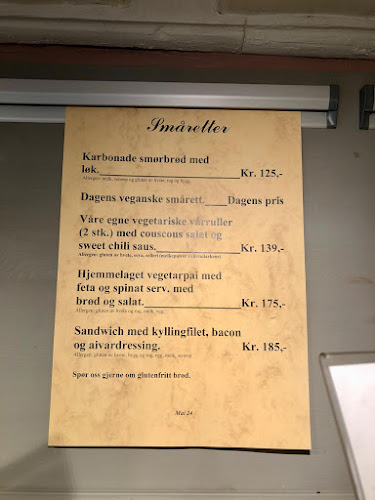 Opinii despre Gamle Eidsfos Kro în Eidsfoss - Gastronomi og hotellvirksomhet