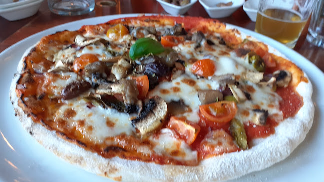 Casa Inferno - Gastronomi og hotellvirksomhet