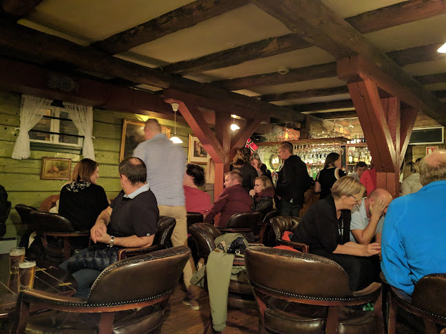 Baklommen bar - Gastronomi og hotellvirksomhet