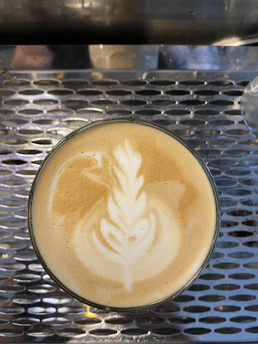 Comentarii opinii despre Rast Kaffebar