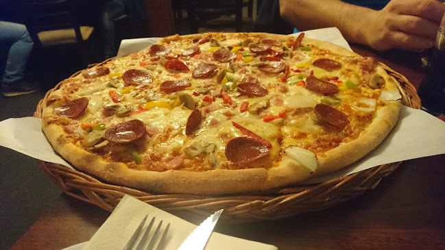 Napoli Restaurant og Hotell - Gastronomi og hotellvirksomhet