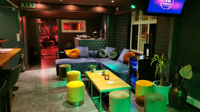 Tivoli Bar - Gastronomi og hotellvirksomhet