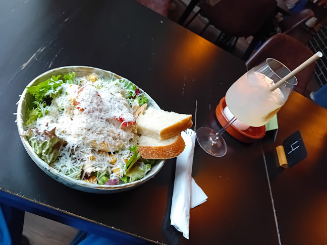 Kafe Bohem - Gastronomi og hotellvirksomhet