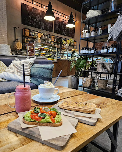 Opinii despre Fabriken Artisan Bakverk în Vennesla - Gastronomi og hotellvirksomhet