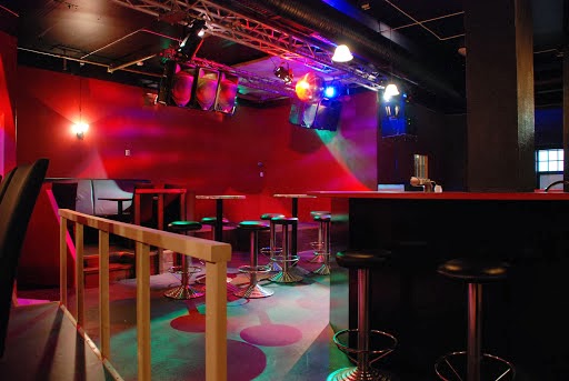 Inside Live & Rock cafe