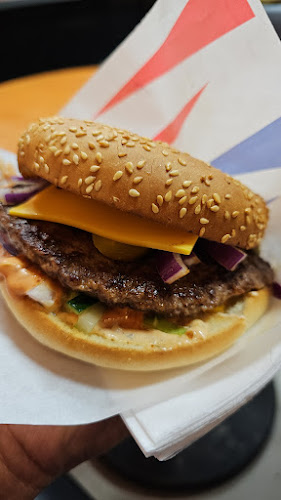 Jafs Oppsal - Gastronomi og hotellvirksomhet