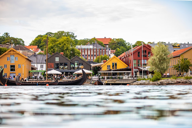 Comentarii opinii despre Foyn Bar & Restaurant