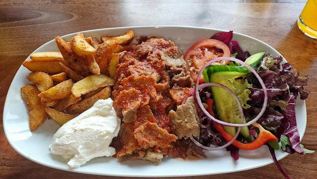 Gondol Restaurant & Bar - Gastronomi og hotellvirksomhet