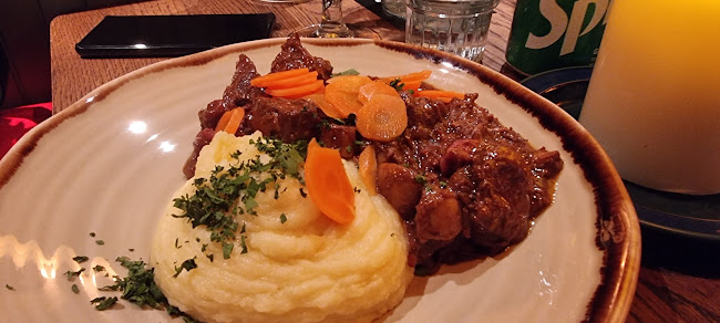 Heim Jessheim - Gastronomi og hotellvirksomhet