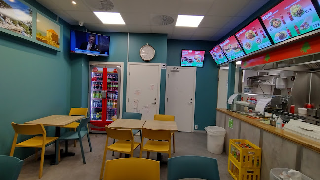 Opinii despre New Beirut kebab în Oslo - Gastronomi og hotellvirksomhet