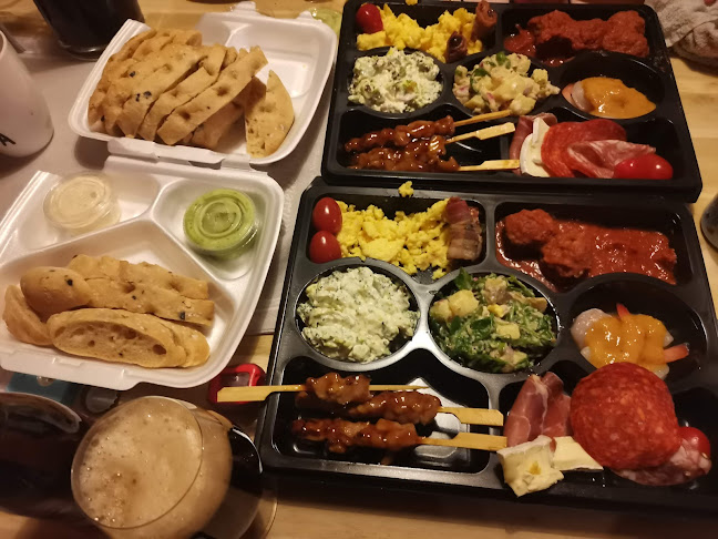 Tverlandet Catering AS