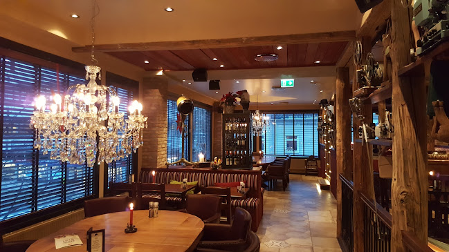 Comentarii opinii despre Egon Fredrikstad