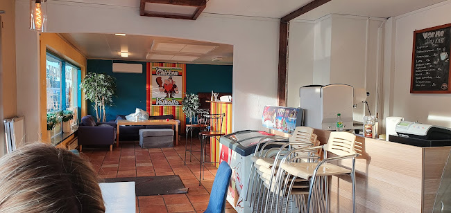 Chicken Valhalla - Gastronomi og hotellvirksomhet