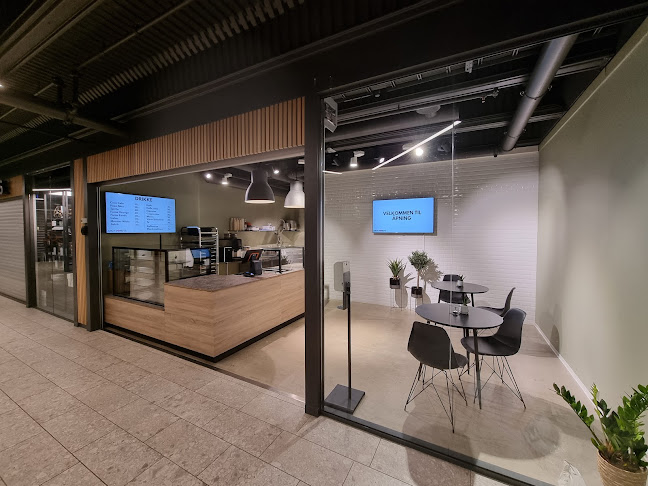 Opinii despre Juicy Donuts Porsgrunn în Porsgrunn - Gastronomi og hotellvirksomhet