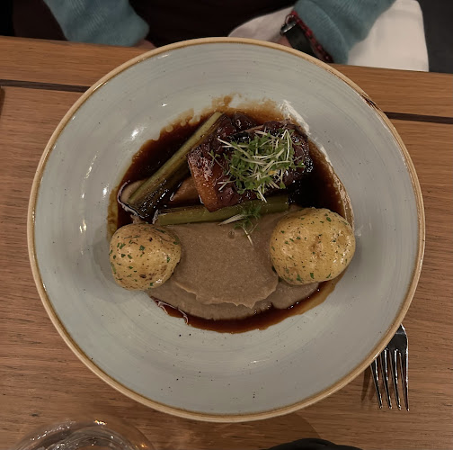 Karl Johans gt. 31, 0159 Oslo