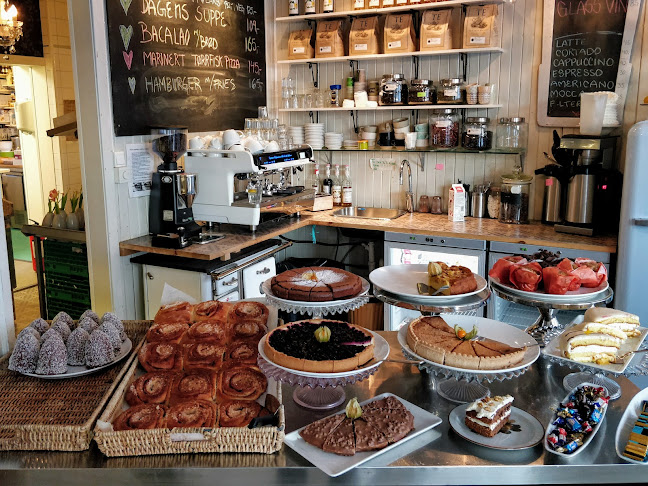 Henningsvær Lysstøperi og Cafe - Henningsvær