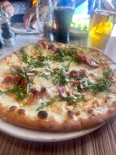 Cafe Toscana AS - Gastronomi og hotellvirksomhet