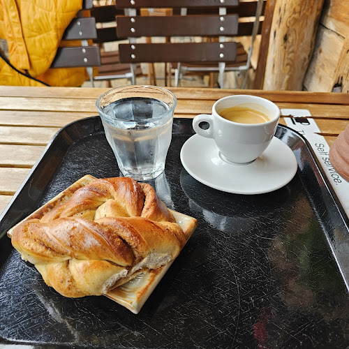 Opinii despre Kaf Kafe Bryggen în Bergen - Gastronomi og hotellvirksomhet