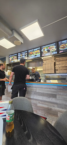 Opinii despre PizzaMix în Oslo - Gastronomi og hotellvirksomhet