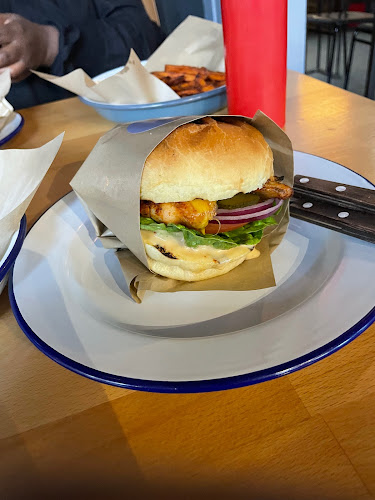 Opinii despre Bror în Trondheim - Gastronomi og hotellvirksomhet