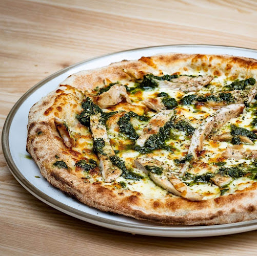 Comentarii opinii despre Noi