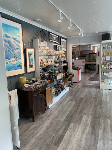 Comentarii opinii despre Fjell & fjord kafe og Kremmeri