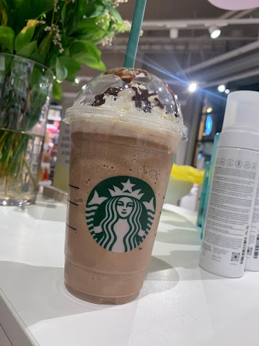 Opinii despre Starbucks Strandtorget în Lillehammer - Gastronomi og hotellvirksomhet