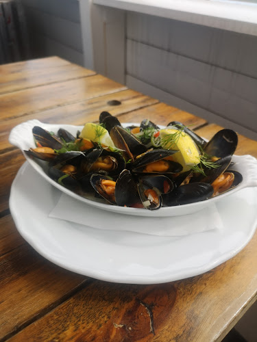 Opinii despre Båtbua restaurant în Gjeving - Gastronomi og hotellvirksomhet