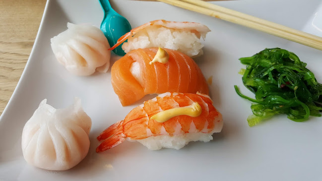 Thai Thai - Gastronomi og hotellvirksomhet