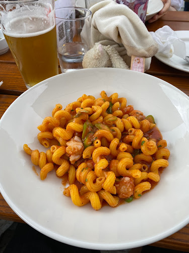 Trattoria Popolare - Gastronomi og hotellvirksomhet