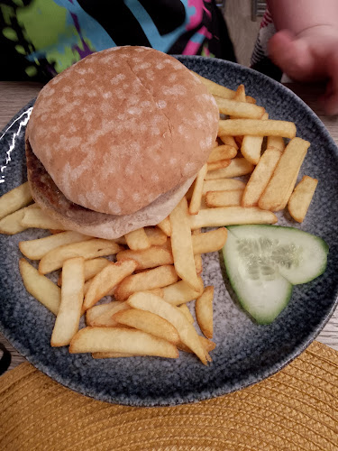 Comentarii opinii despre Cafe Royal AS