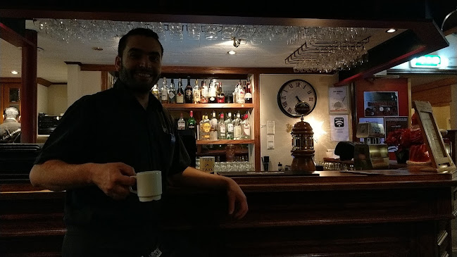 Napoli Restaurant og Hotell - Gastronomi og hotellvirksomhet