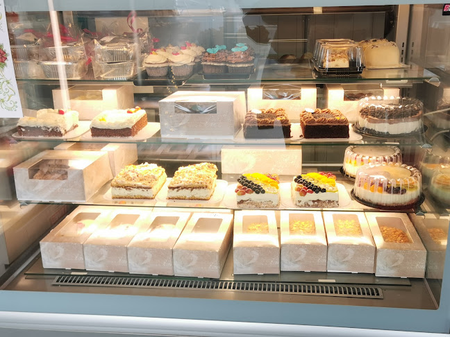 Salhusvegen Hjemmebakeri & Koisk - Gastronomi og hotellvirksomhet