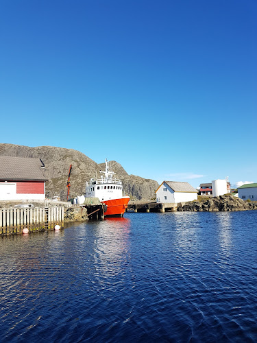 Opinii despre Værlandet Gjestehamn/ Kroa în Værlandet - Gastronomi og hotellvirksomhet