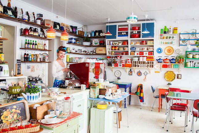 Opinii despre Retrolykke kaffebar în Oslo - Gastronomi og hotellvirksomhet