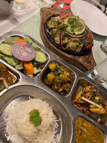 Himalayan Nepali Restaurant - Gastronomi og hotellvirksomhet