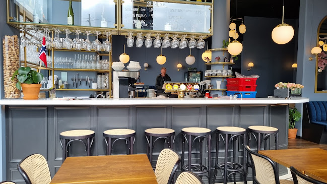 Grains Frysja ~ Bakeri & Pizzeria - Gastronomi og hotellvirksomhet