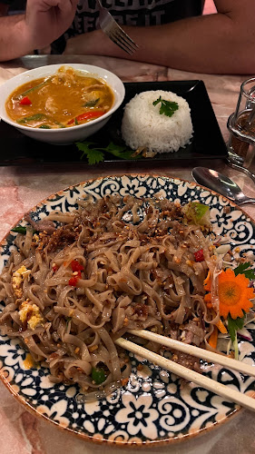 Tuk Tuk Thai Restaurant - Gastronomi og hotellvirksomhet