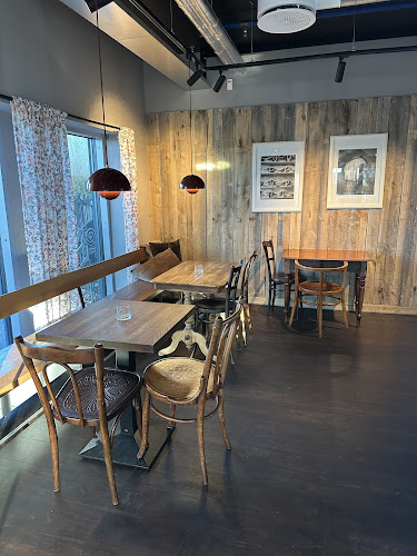 Comentarii opinii despre Håndverksbakeriet Vestby (Hovedproduksjon)