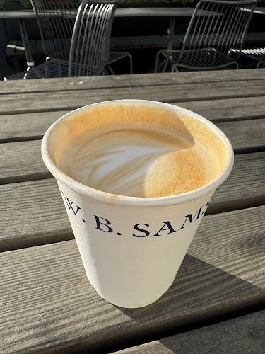 W.B. Samson Bekkestua - Gastronomi og hotellvirksomhet