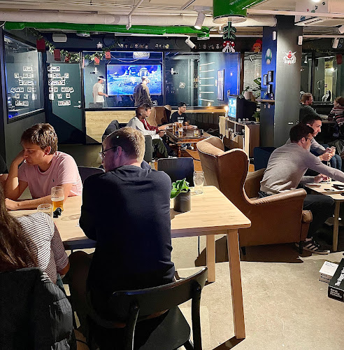 Comentarii opinii despre House of Nerds