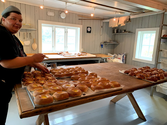 Hansines bakeri - Gastronomi og hotellvirksomhet