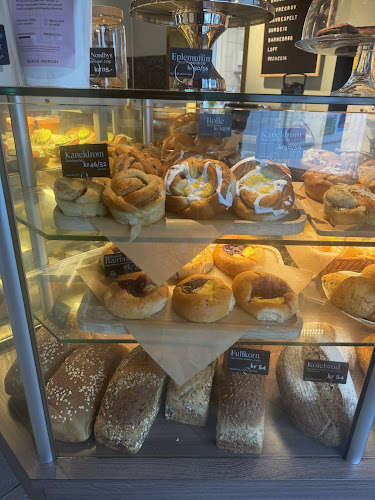 Cafe Oscar - Gastronomi og hotellvirksomhet