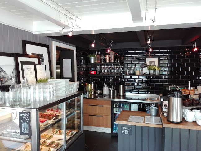 Umami - Gastronomi og hotellvirksomhet