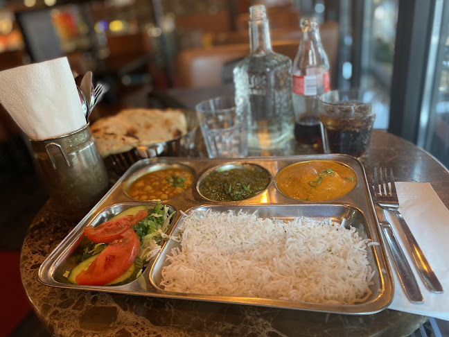 Theka - Indian Street Food & Bar - Gastronomi og hotellvirksomhet