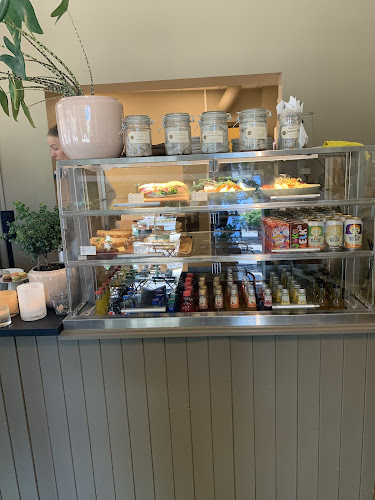 18 Café og interiør AS - Horten