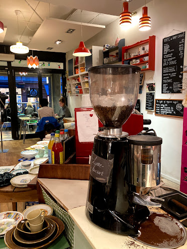 Opinii despre Retrolykke kaffebar în Oslo - Gastronomi og hotellvirksomhet