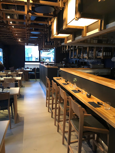 Comentarii opinii despre Sakura Fusion AS