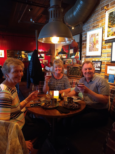 Opinii despre Heim Gjøvik în Gjøvik - Gastronomi og hotellvirksomhet